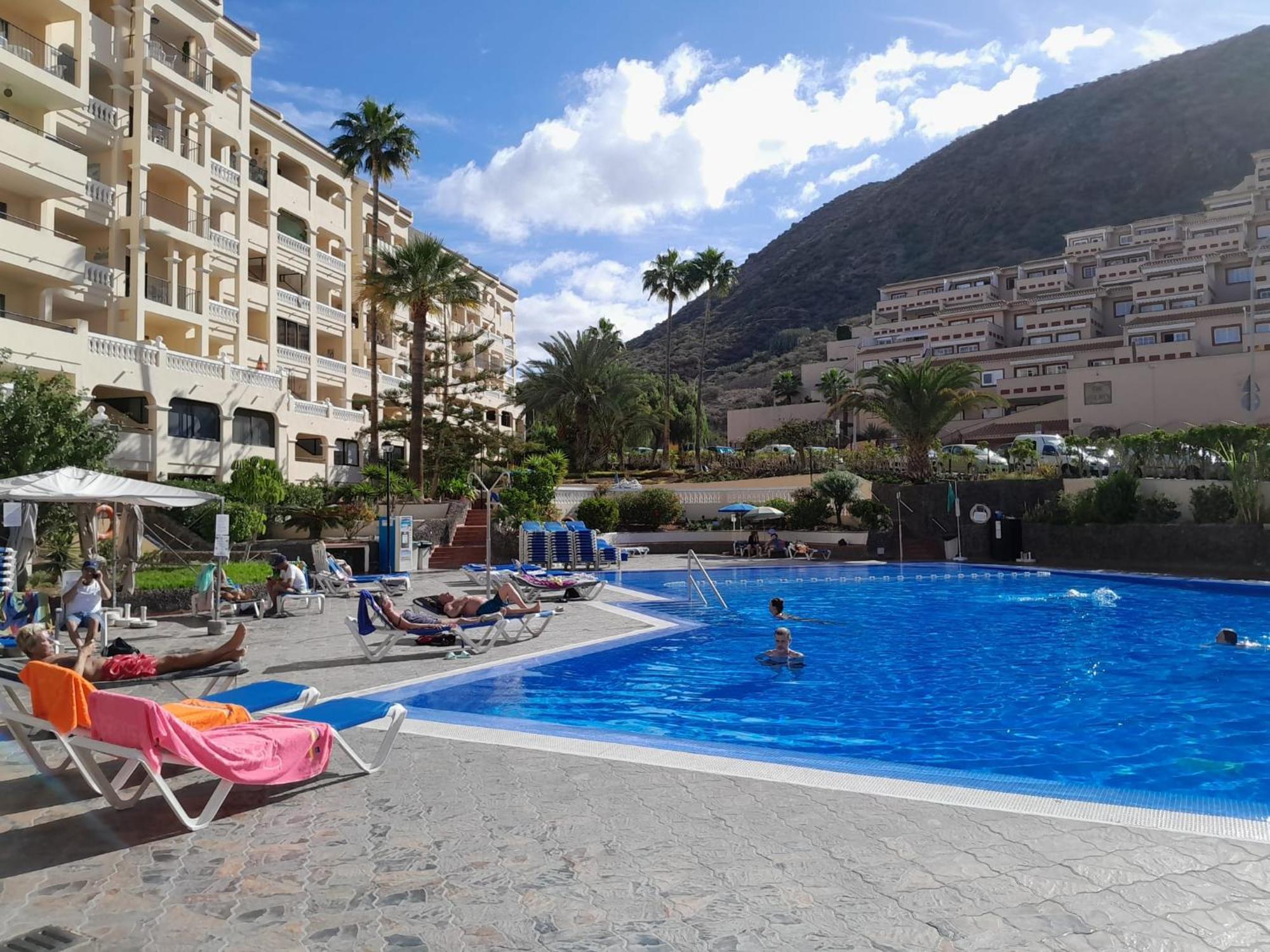 Castel Harbour Tenerife Лос Кристианос Экстерьер фото